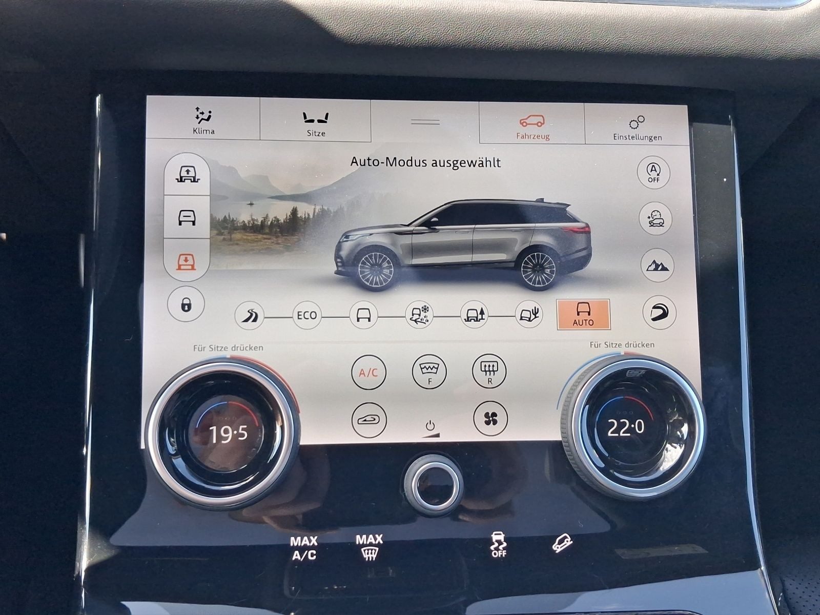 Land Rover Velar – Foto 16