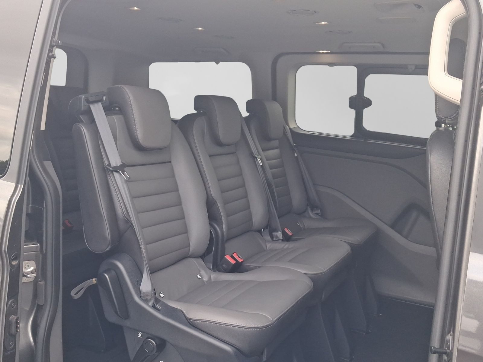 Ford Tourneo – Bild 6