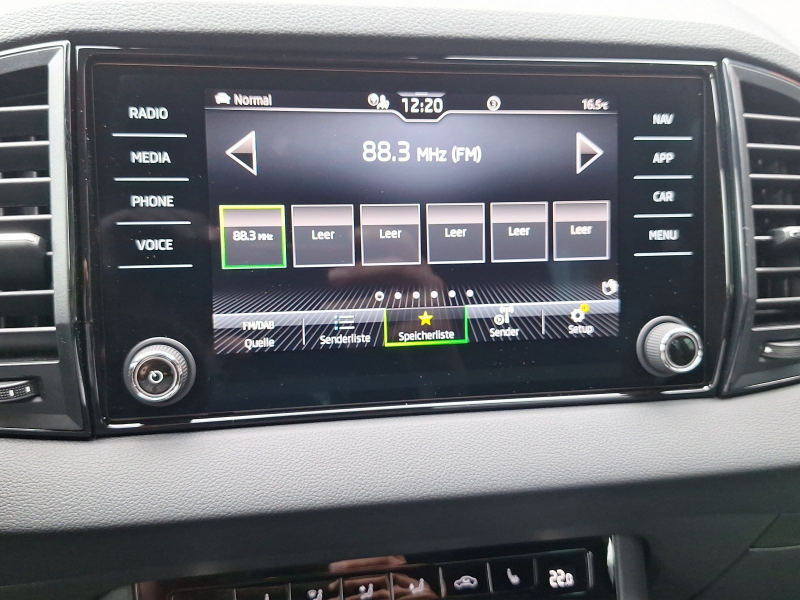 Skoda Karoq – Foto 16