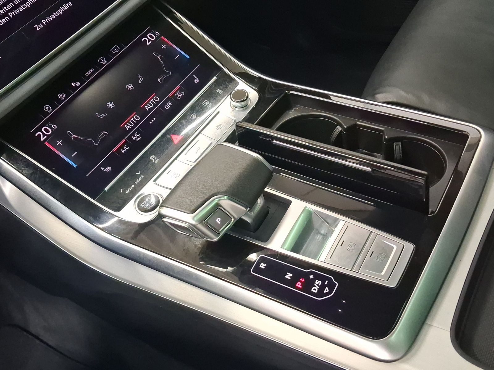 Audi Q8 – Foto 11
