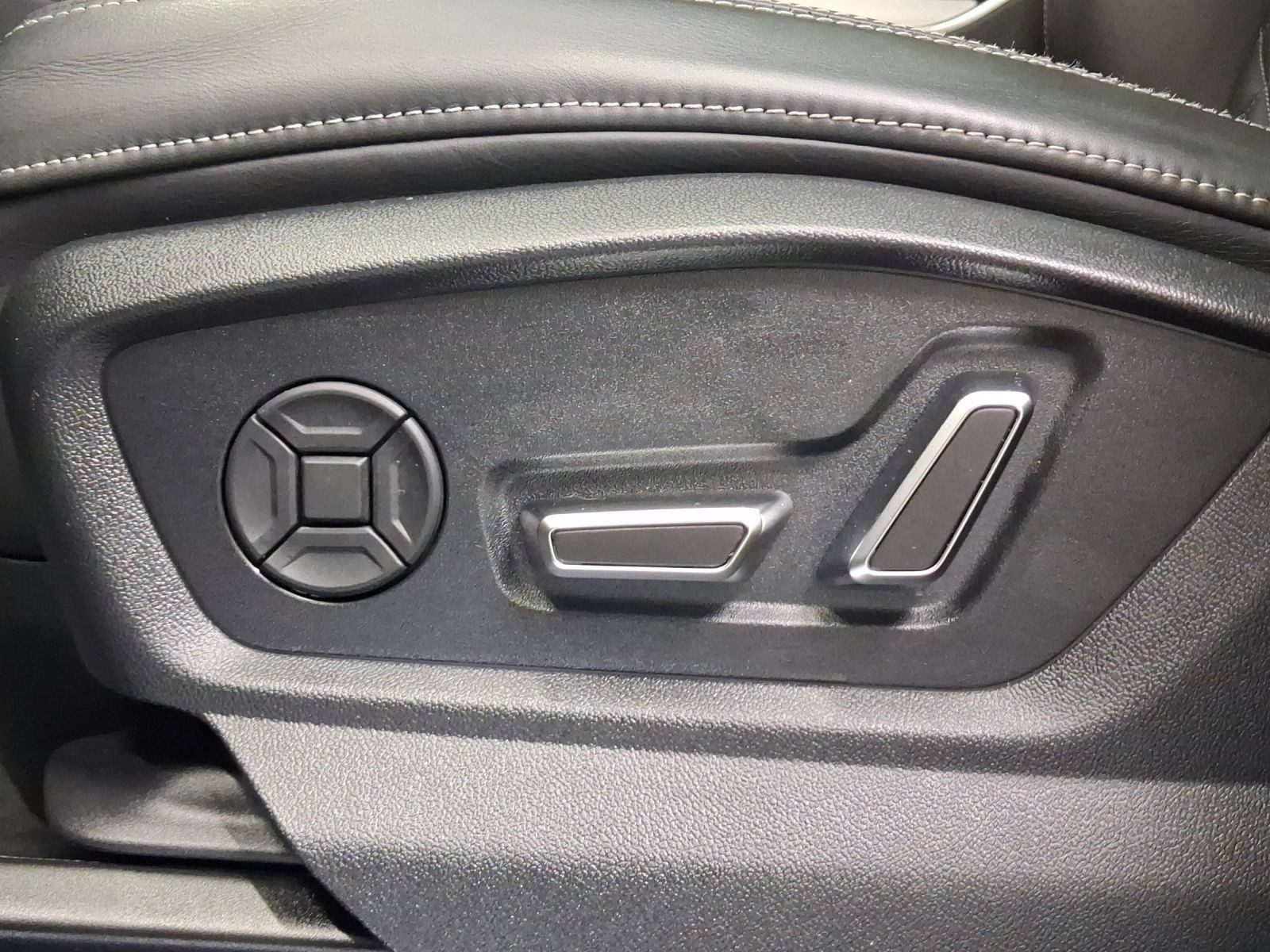 Audi Q8 – Foto 19