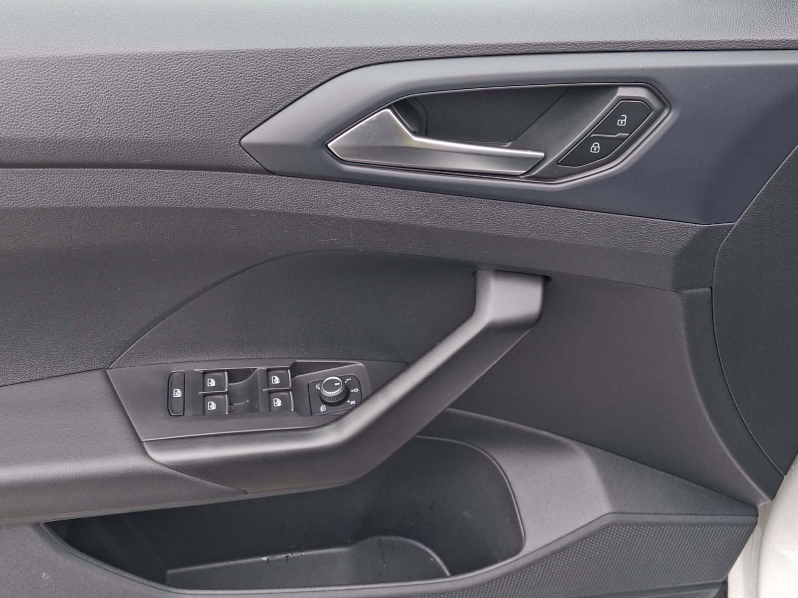 Volkswagen T-Cross – Bild 8
