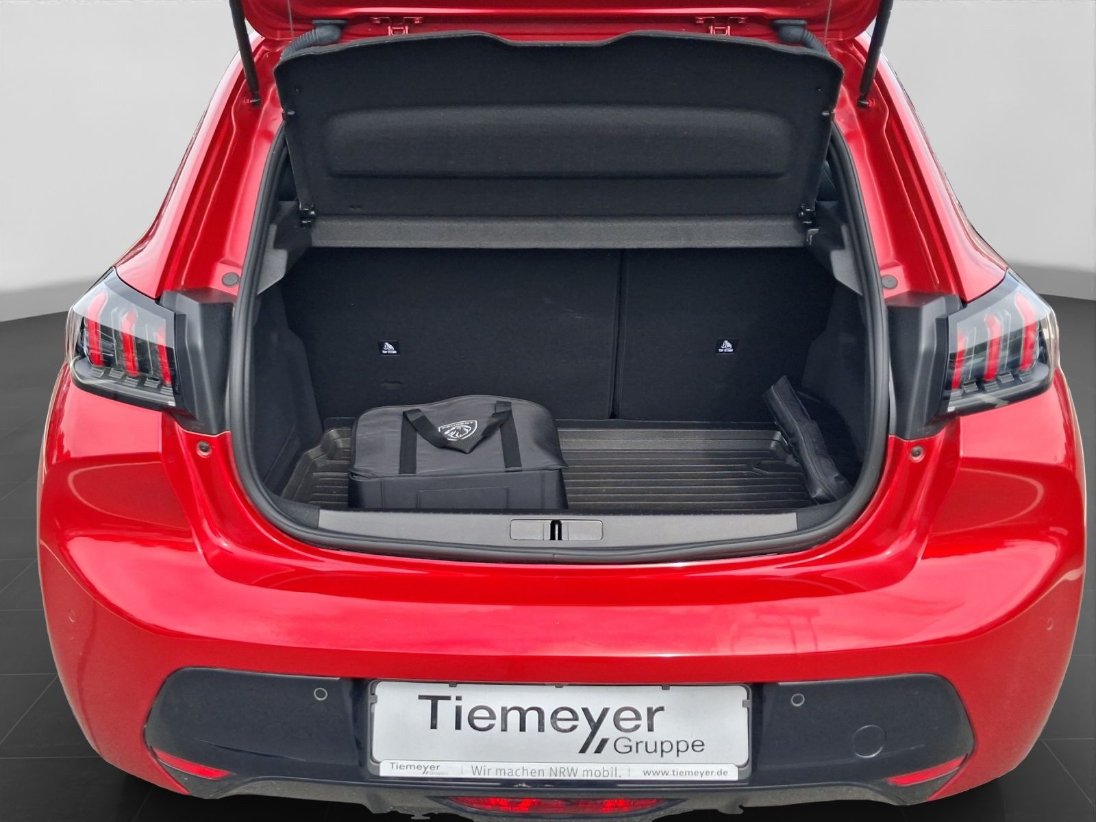 Peugeot 208 – Foto 17