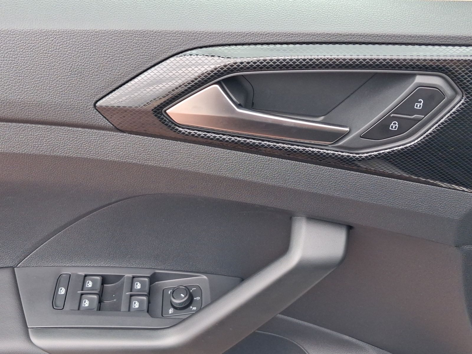 Volkswagen T-Cross – Bild 8