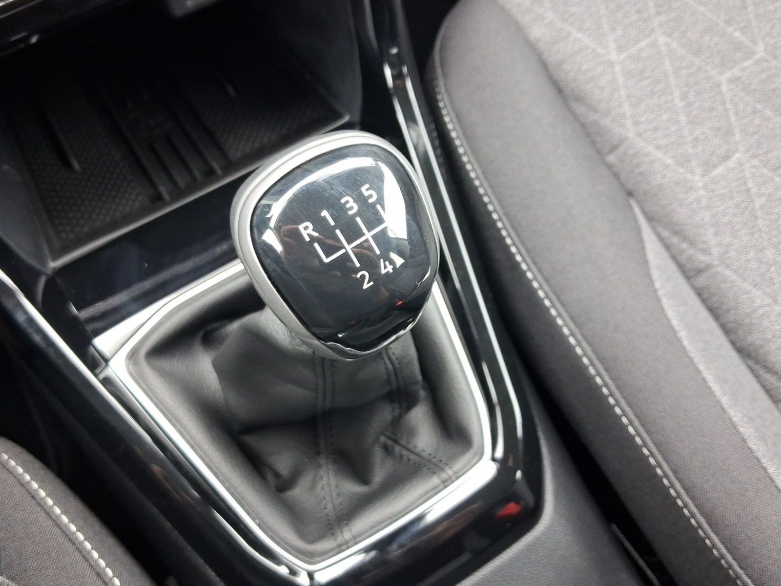 Volkswagen T-Cross – Bild 11