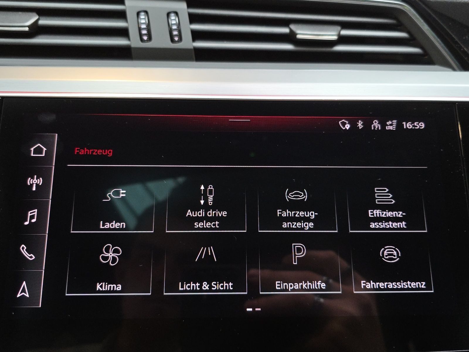 Audi Q8 Sportback e-tron – Bild 14