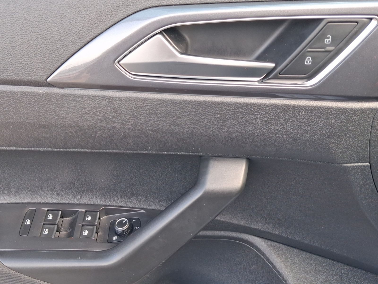 Volkswagen Polo – Bild 8