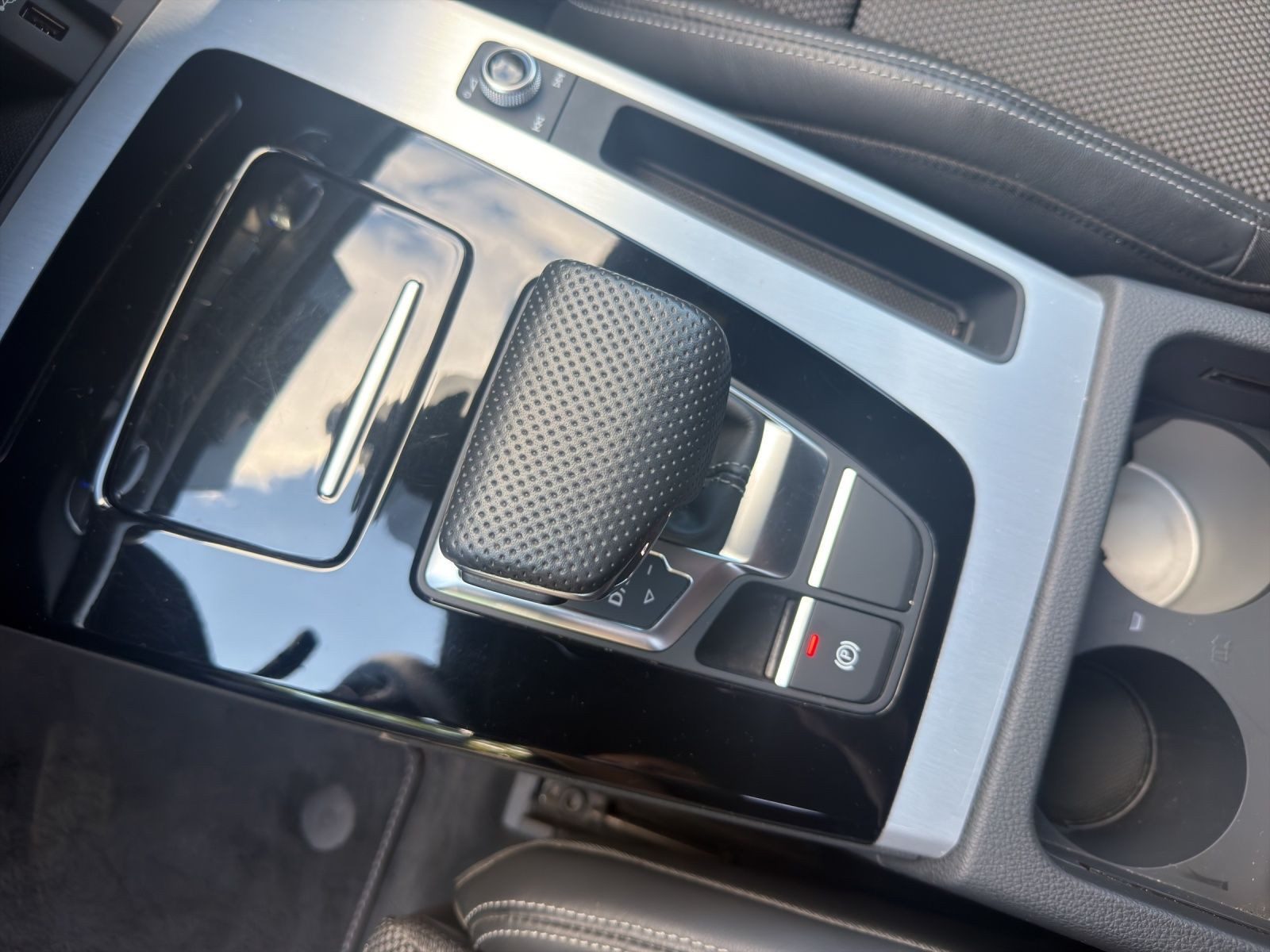 Audi Q5 Sportback – Foto 11