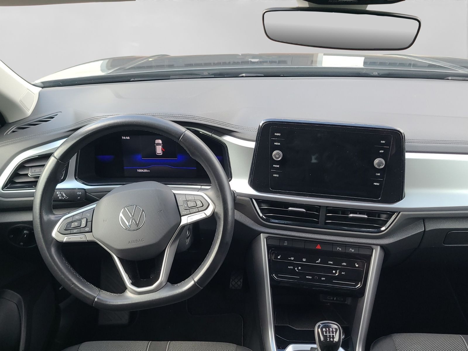 Volkswagen T-Roc – Foto 5