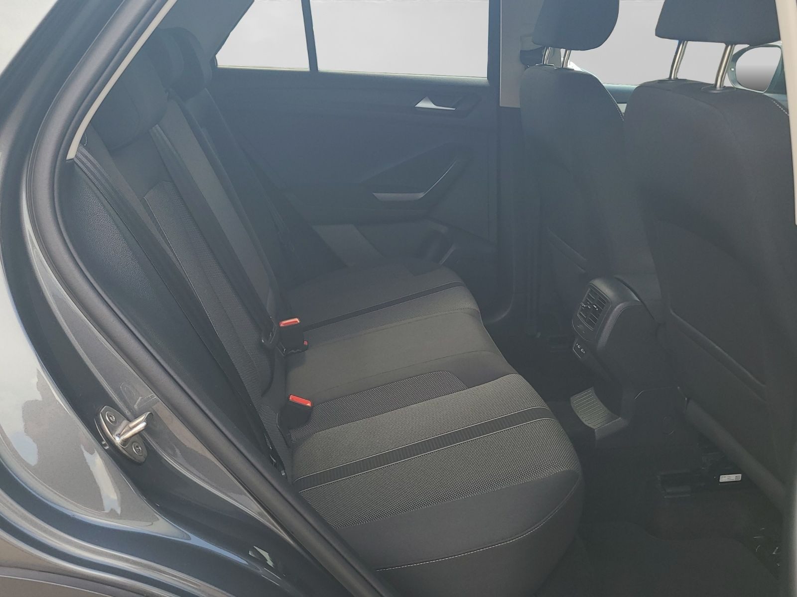 Volkswagen T-Roc – Foto 6