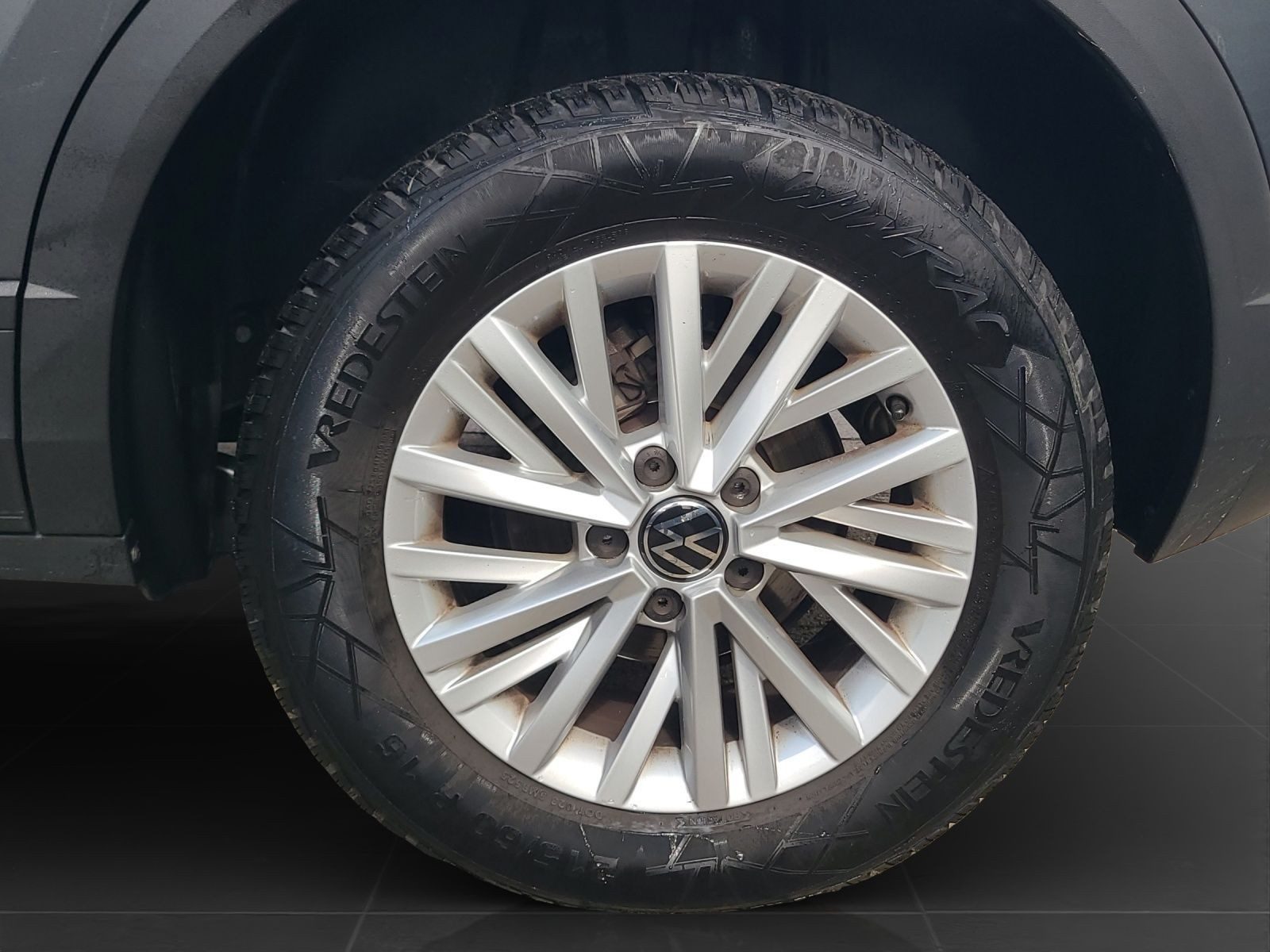 Volkswagen T-Roc – Foto 7