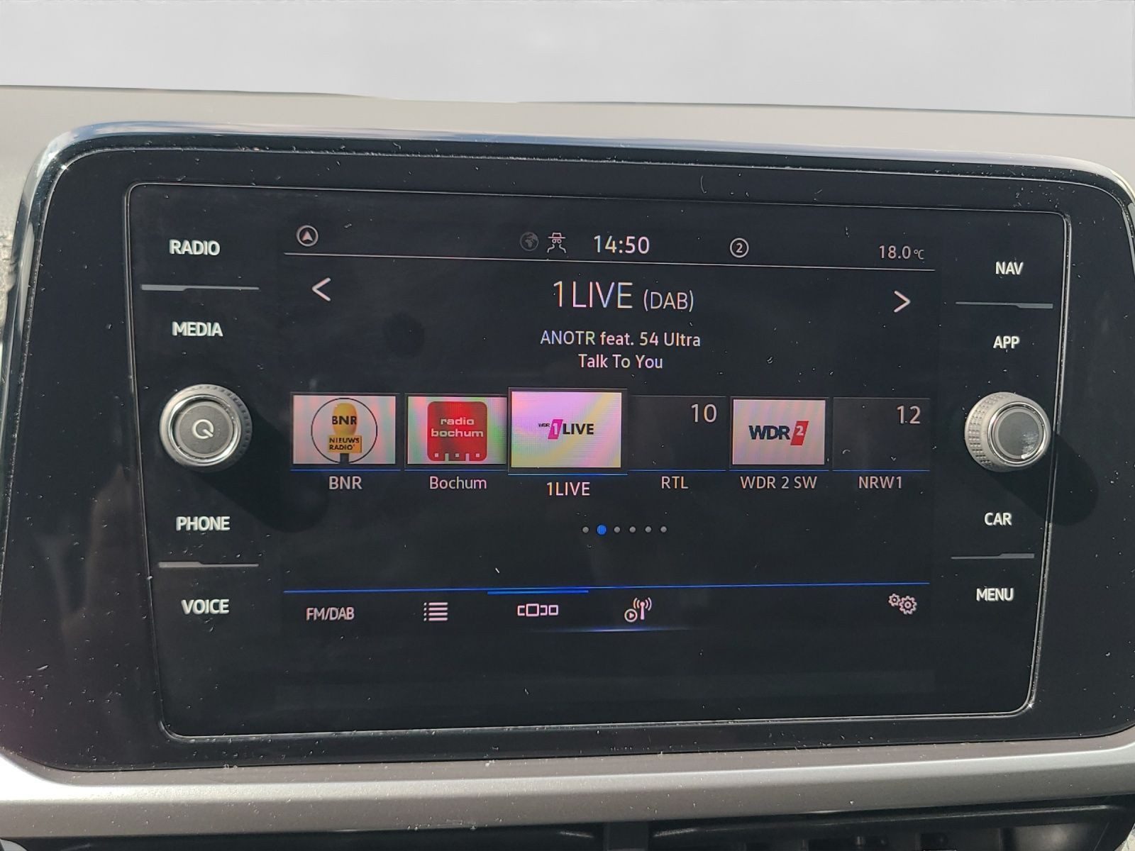 Volkswagen T-Roc – Foto 13