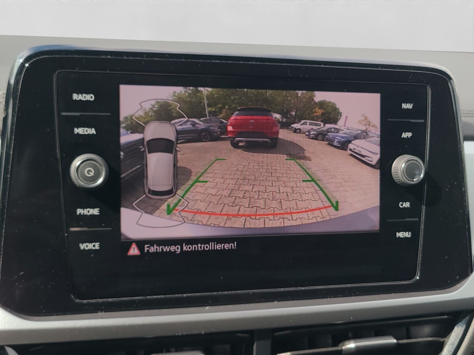 Volkswagen T-Roc – Foto 14