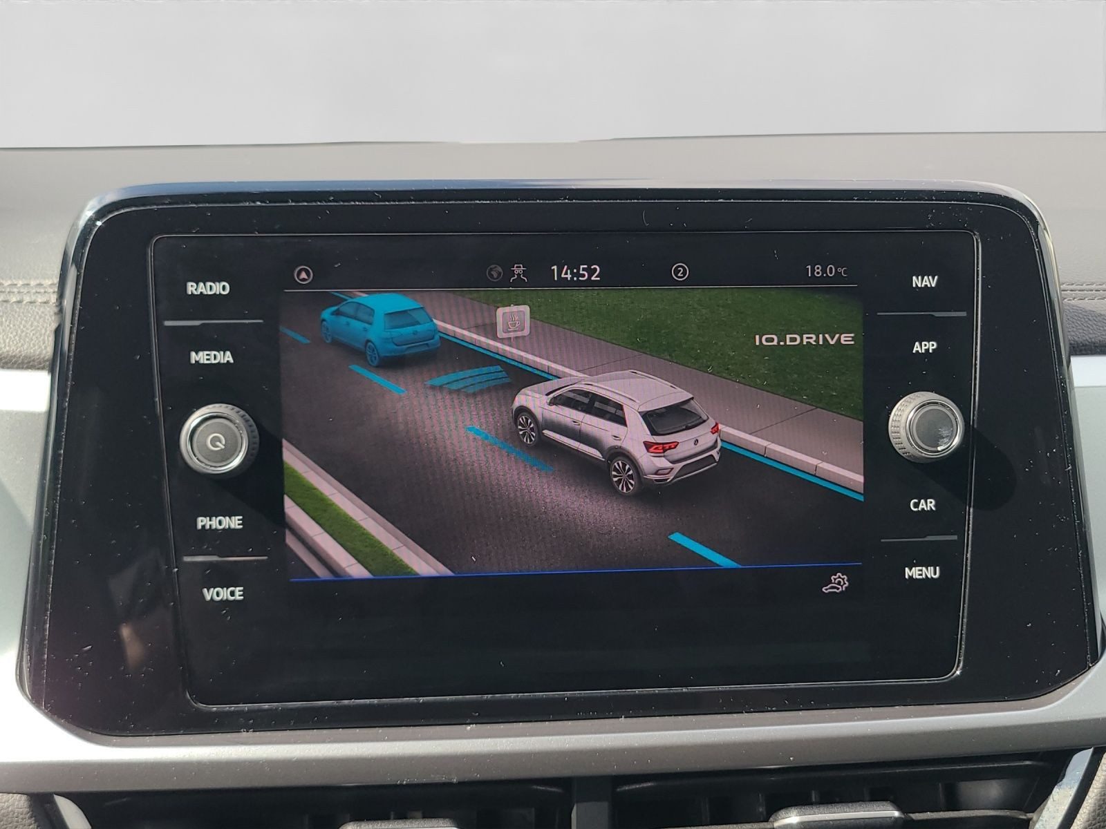 Volkswagen T-Roc – Foto 15