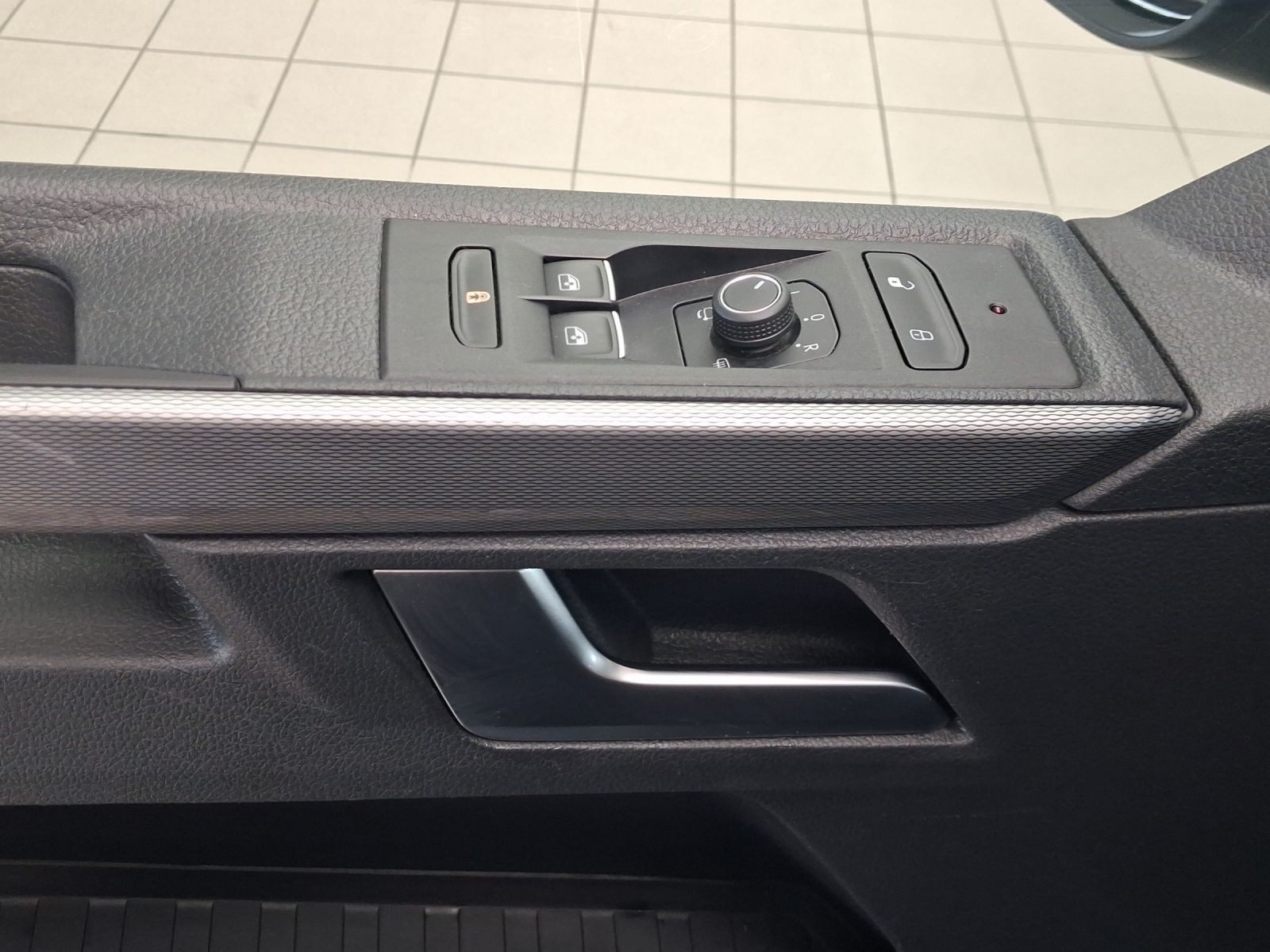 Volkswagen T6.1 Multivan – Foto 8
