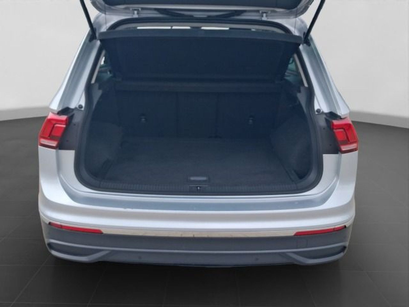 Volkswagen Tiguan – Bild 17