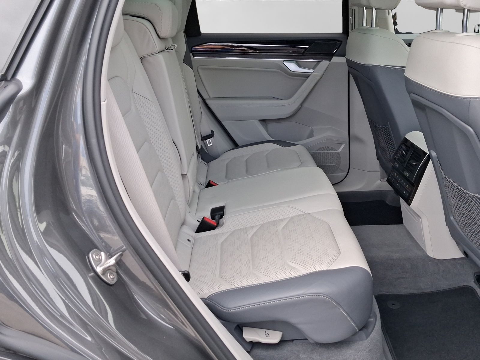 Volkswagen Touareg – Bild 6
