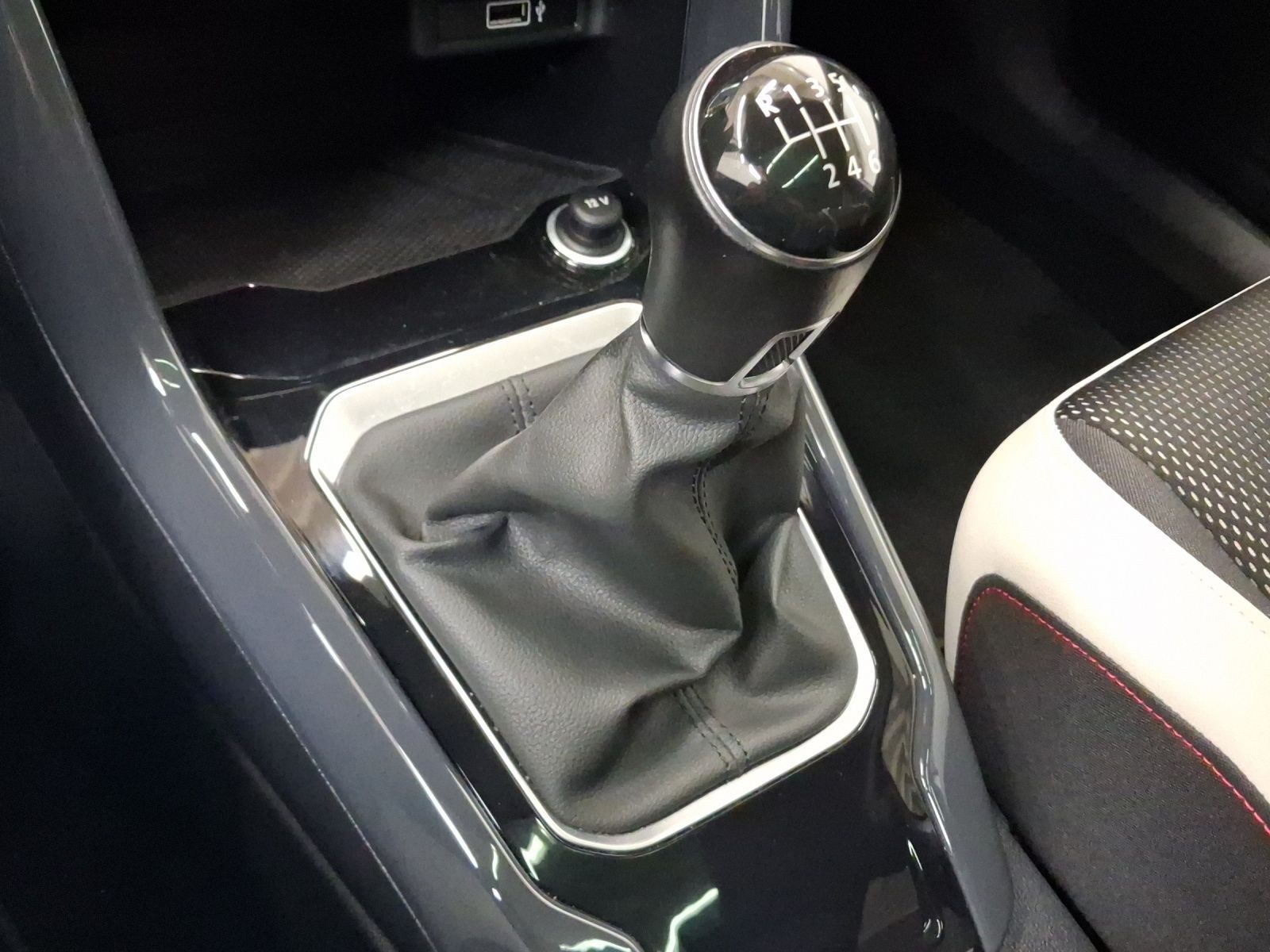 Volkswagen T-Roc – Bild 11