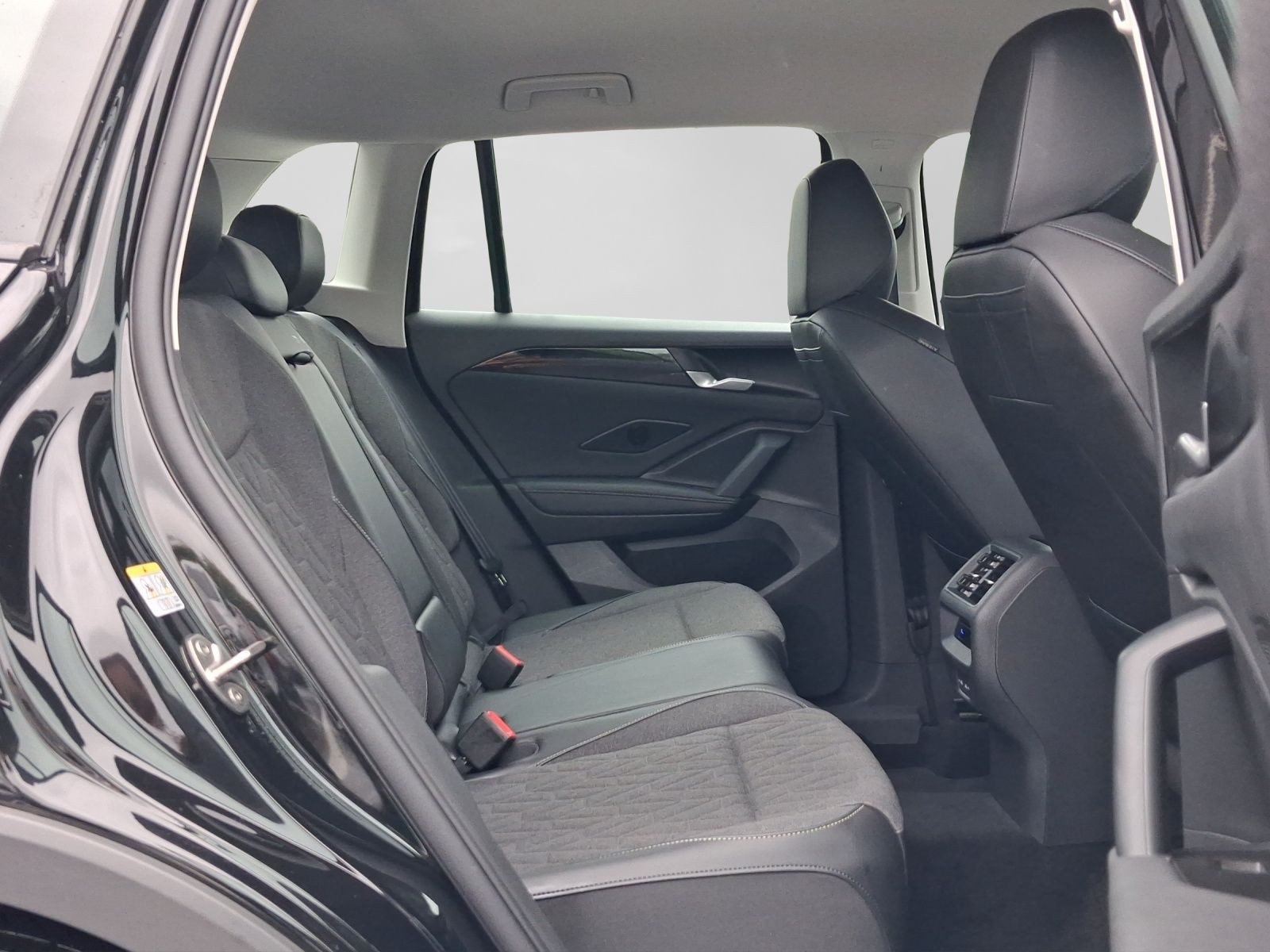 Volkswagen Tiguan – Bild 6
