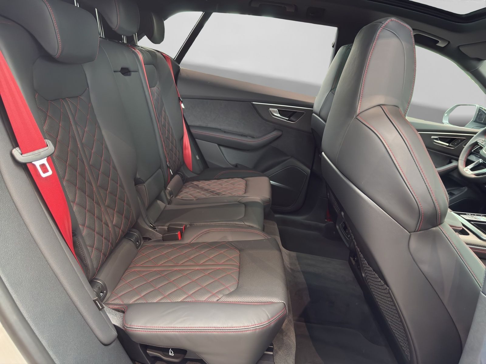 Audi Q8 – Foto 6