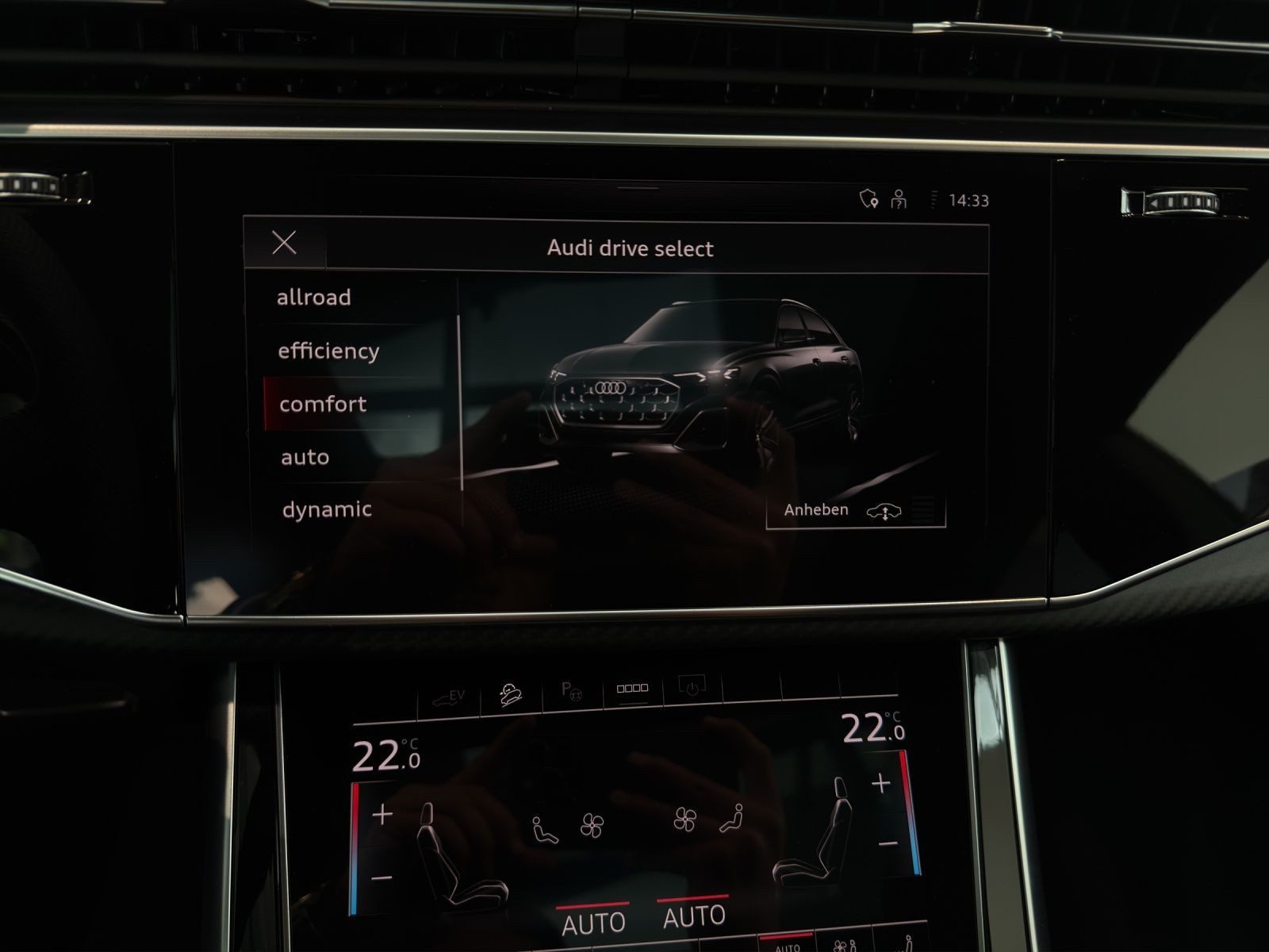 Audi Q8 – Foto 16