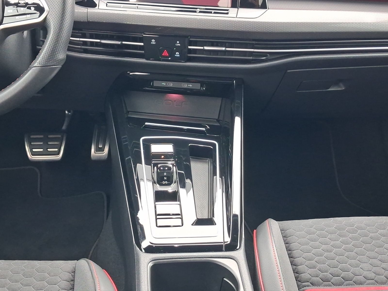 Volkswagen Golf GTI – Bild 11