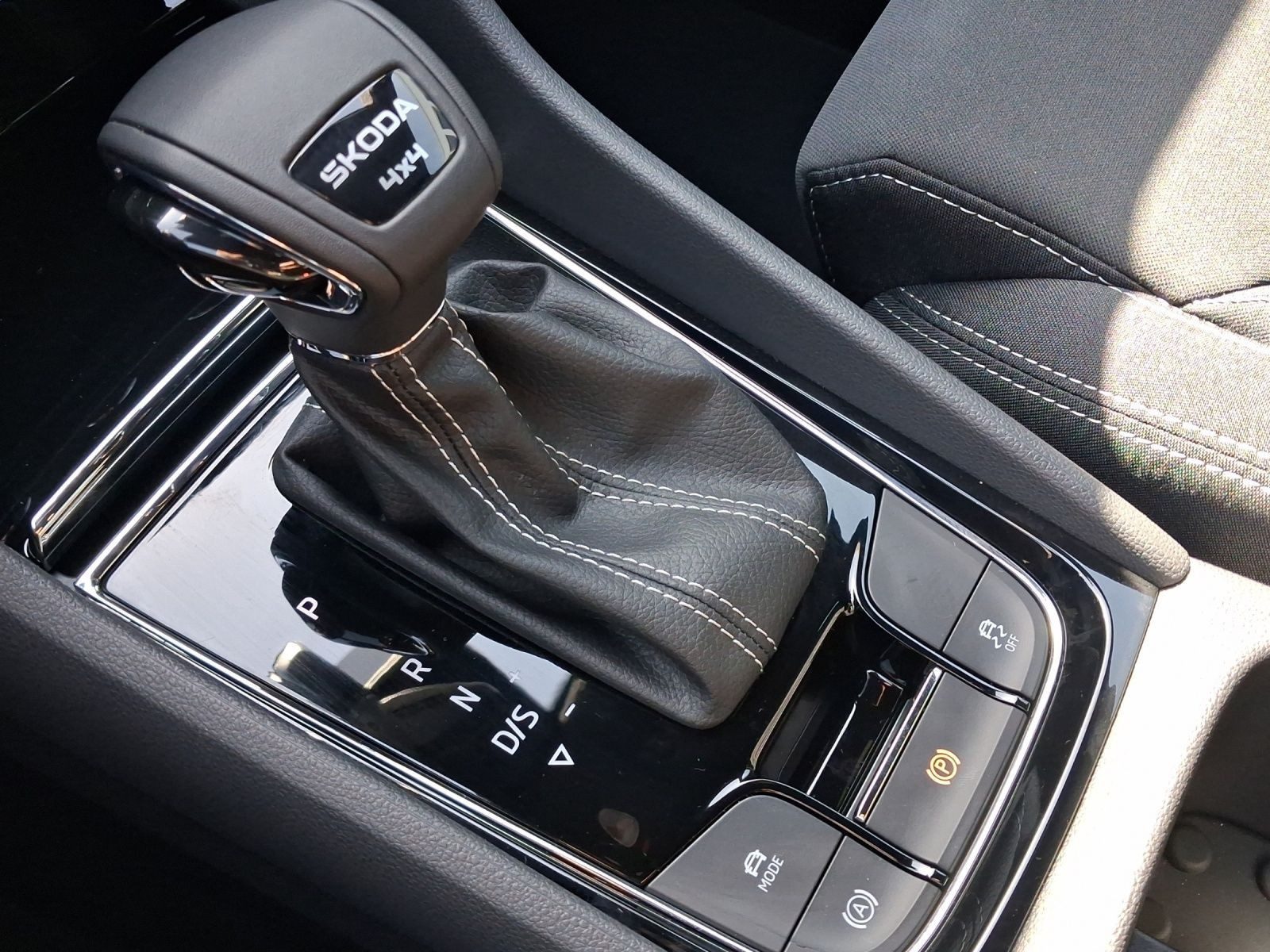 Skoda Karoq – Foto 11