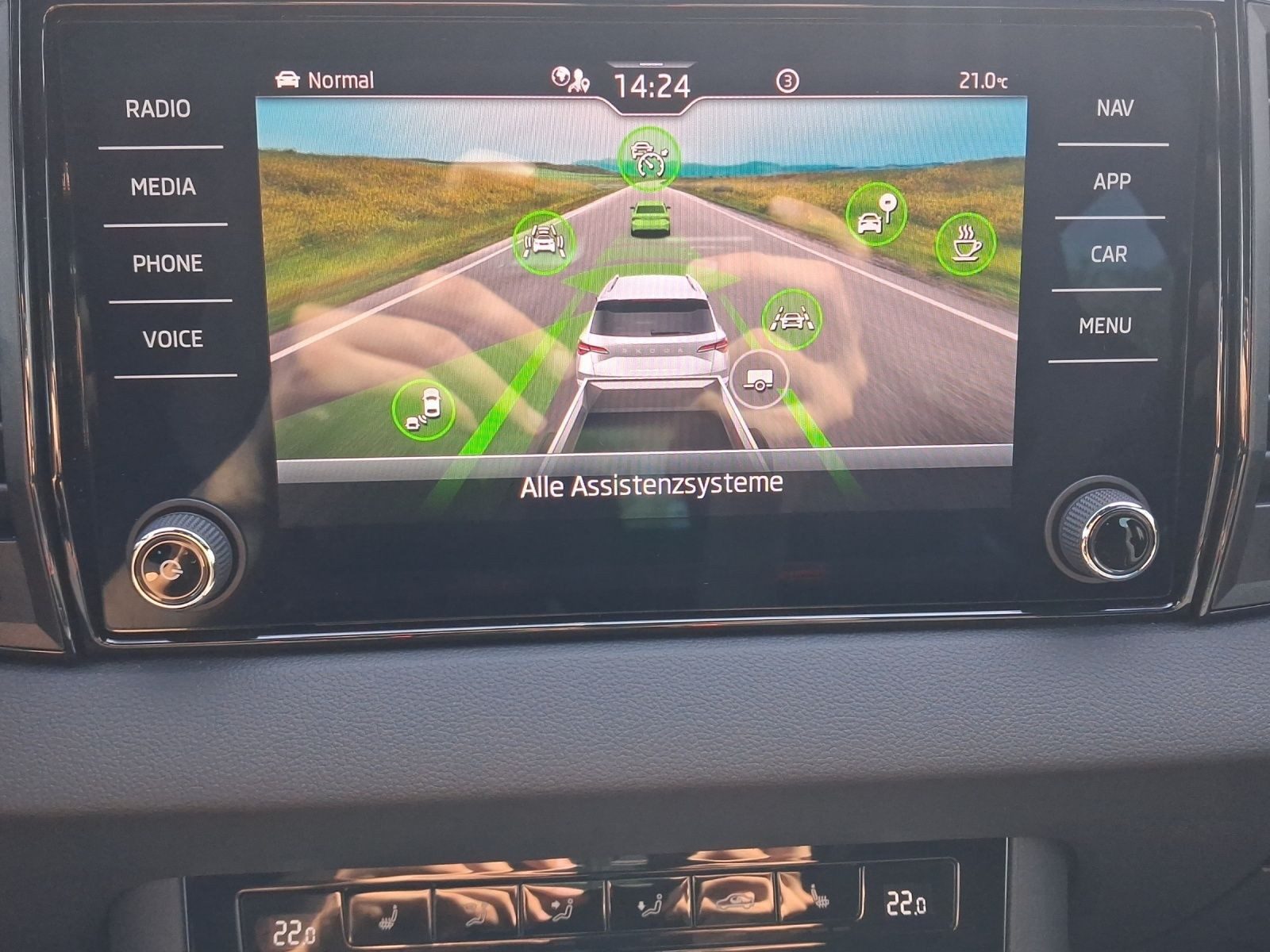Skoda Karoq – Foto 14