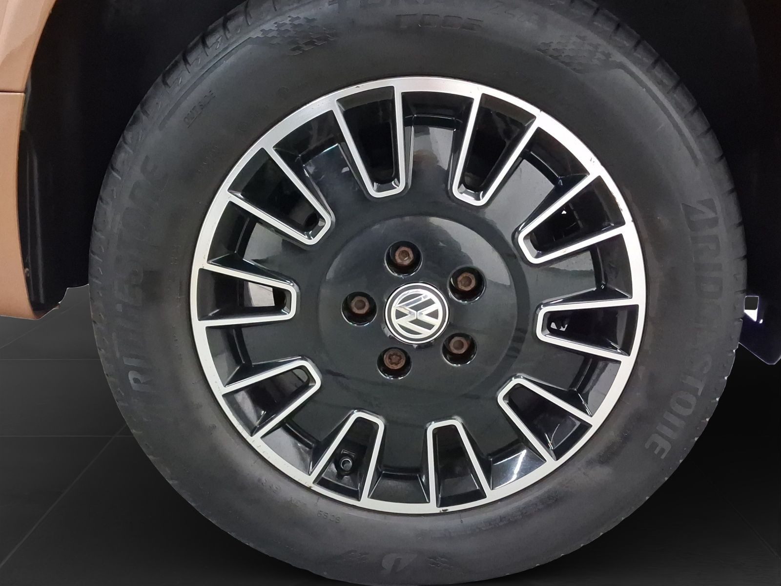 Volkswagen T6.1 Caravelle – Bild 7