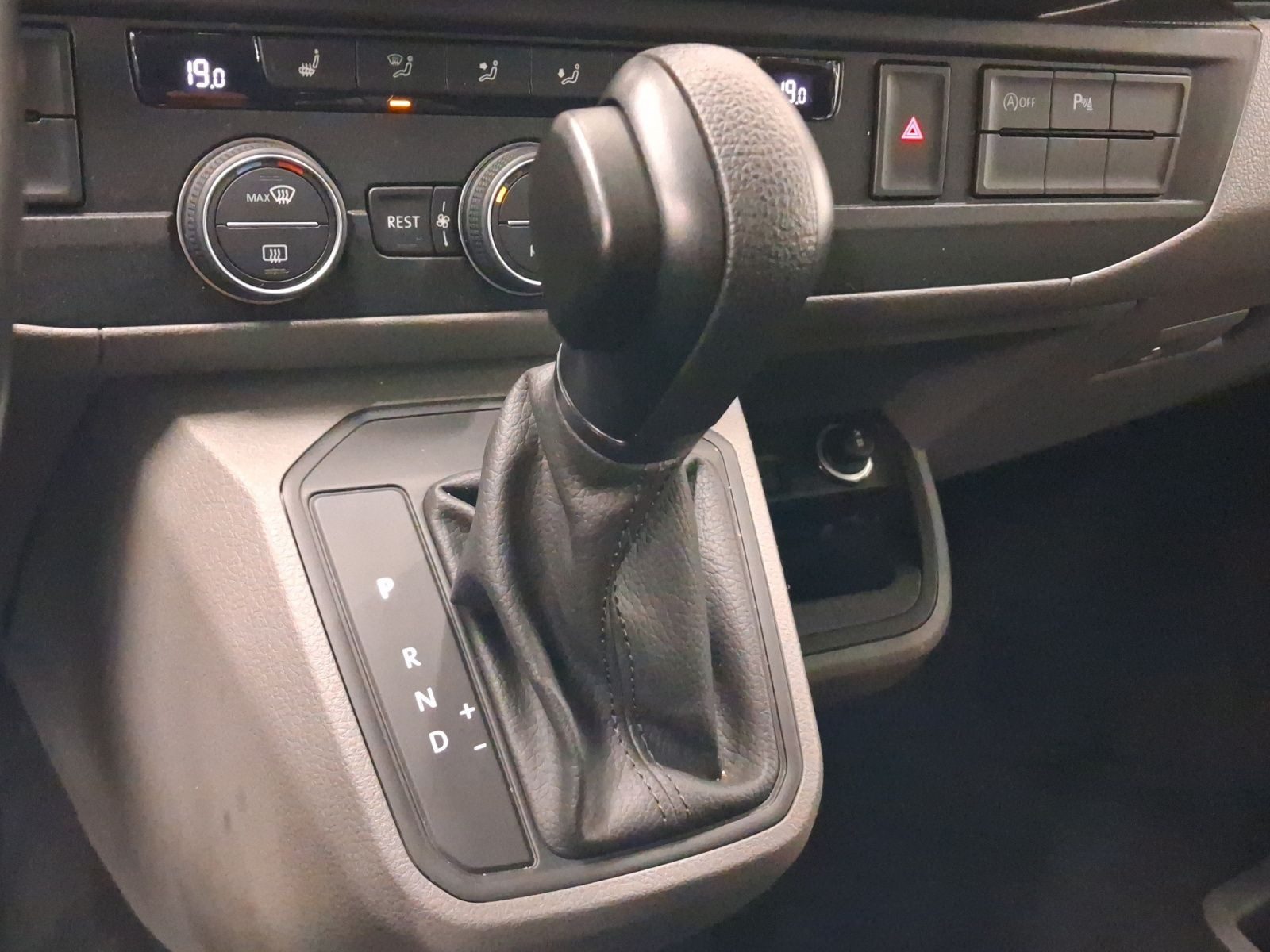 Volkswagen T6.1 Caravelle – Bild 11