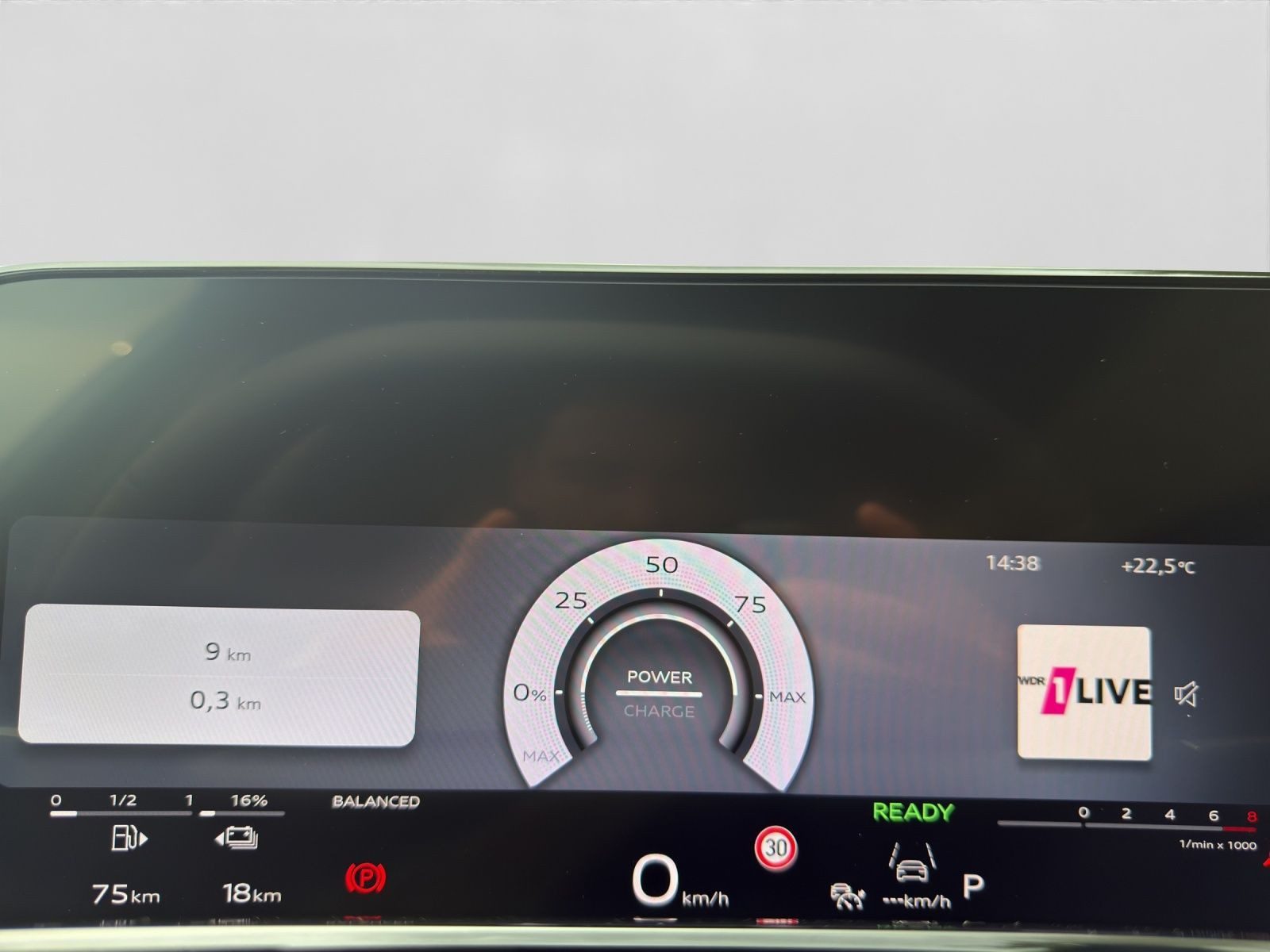 Audi Q3 – Foto 10