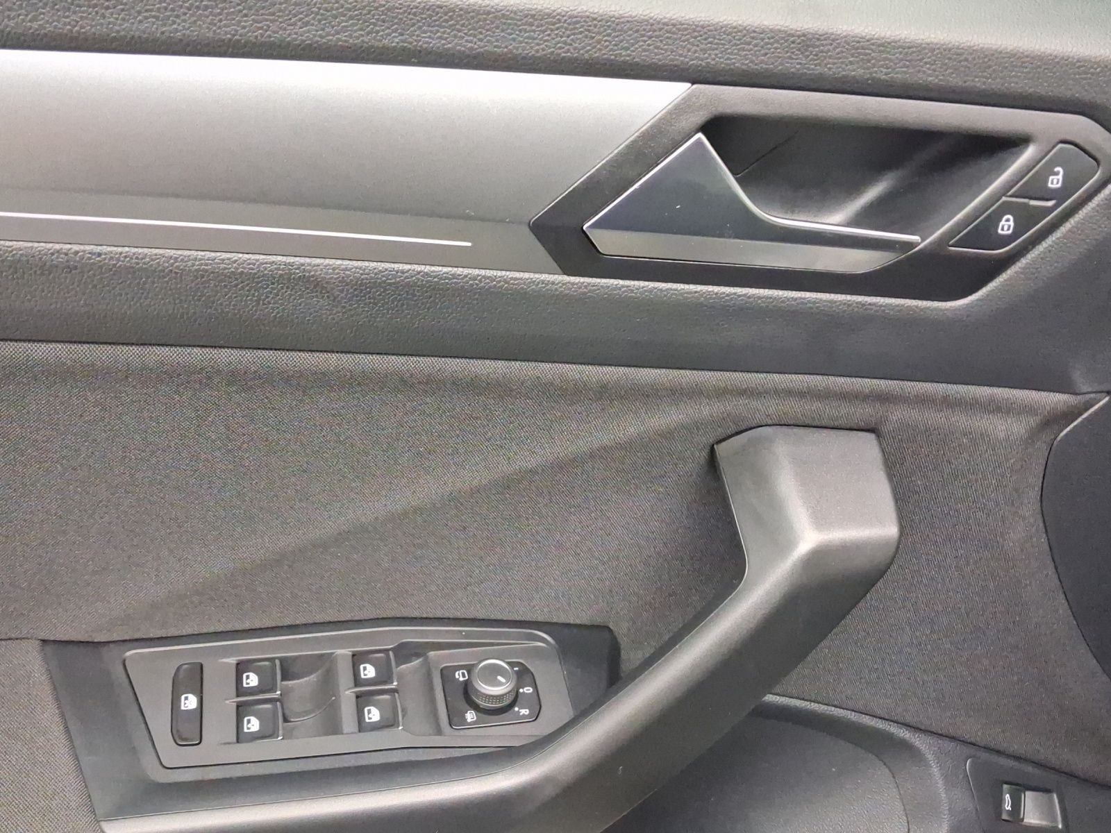 Volkswagen T-Roc – Bild 8