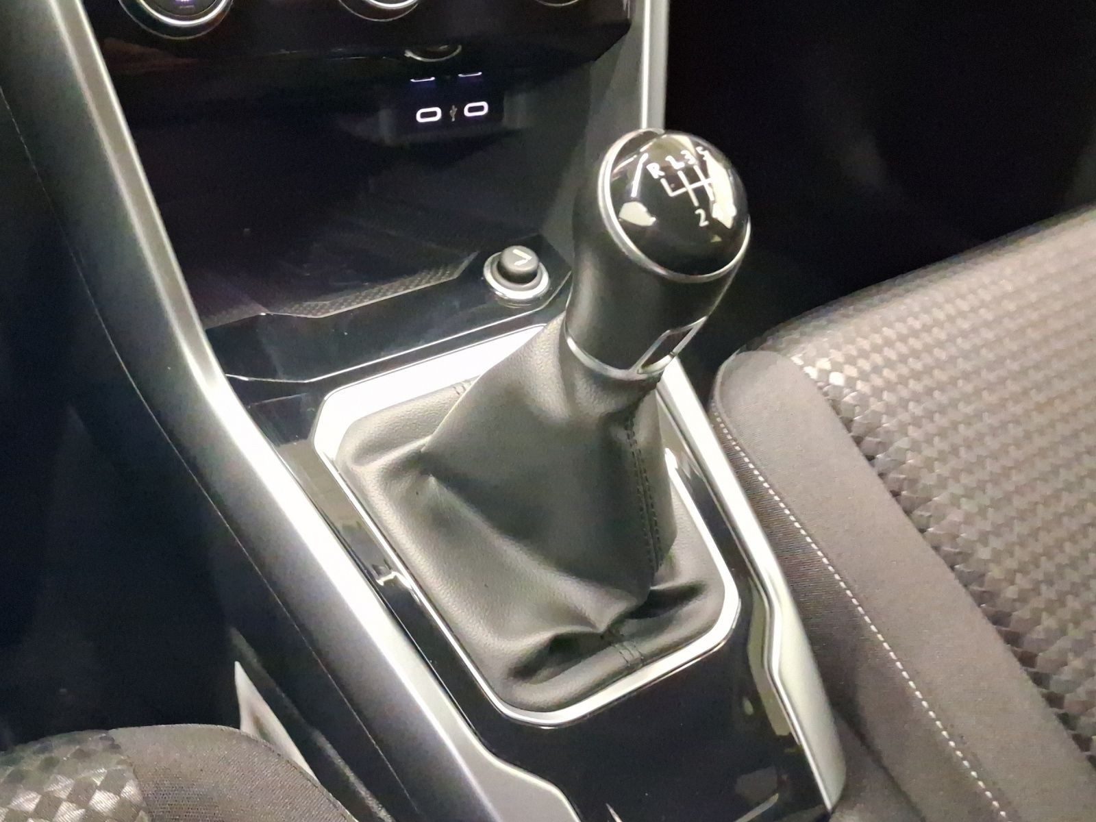 Volkswagen T-Roc – Bild 11